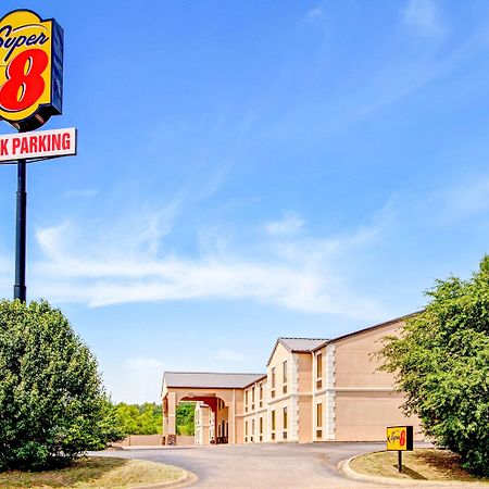ซูเปอร์ 8 บาย วินด์แฮม ฟอเรสต์ ซิตี้ Hotel ฟอร์เรสต์ซิตี้ ภายนอก รูปภาพ
